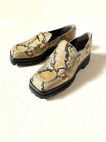 LABUCQ LUG SOLE LOAFER SIZE 38