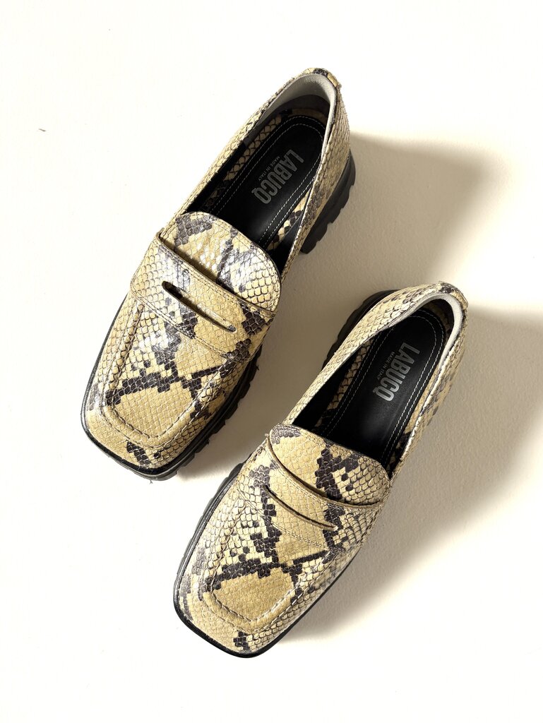 LABUCQ LUG SOLE LOAFER SIZE 38