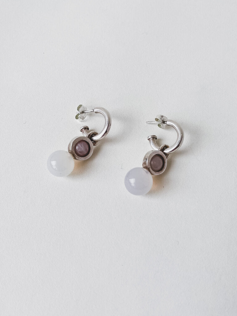 QUARRY STERLING SILVER EARRINGS WITH AGATE AND QUARTZ